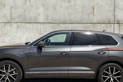 VW Touareg 144.000 km 41.100 &euro; Bremen 28217