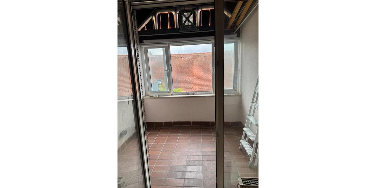 Dachgeschoßwohnung Alzey - 2 Zimmer, 70 m&sup2;, 1.000&euro; | Angebot:26462741