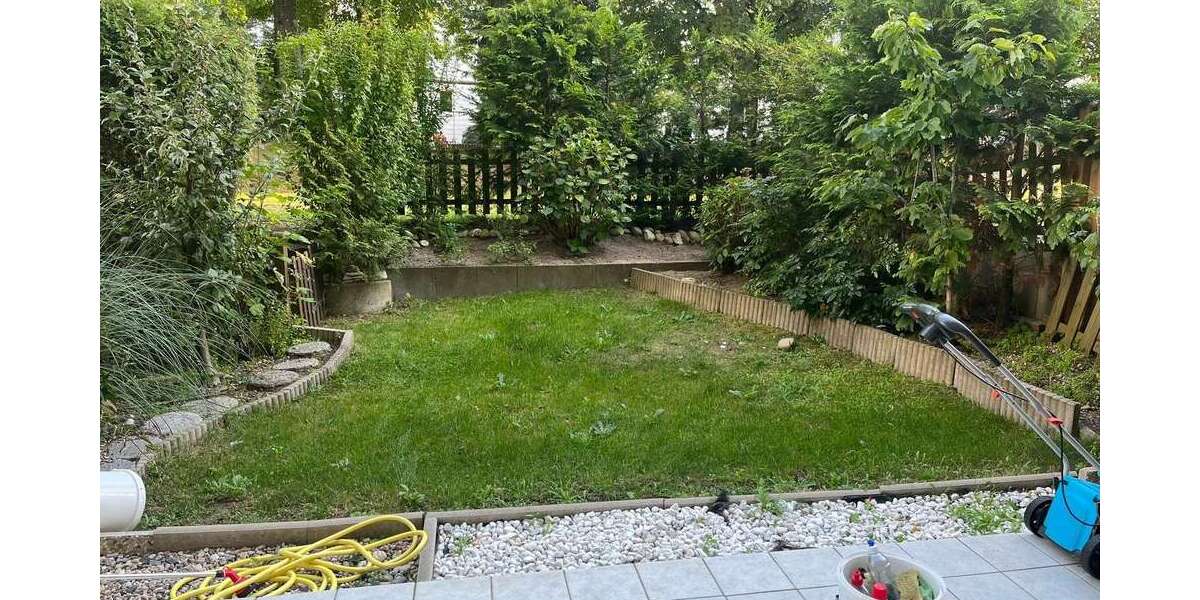 Etagenwohnung Rodgau - 4 Zimmer, 135 m&sup2;, 1.600&euro; | Angebot:24844120