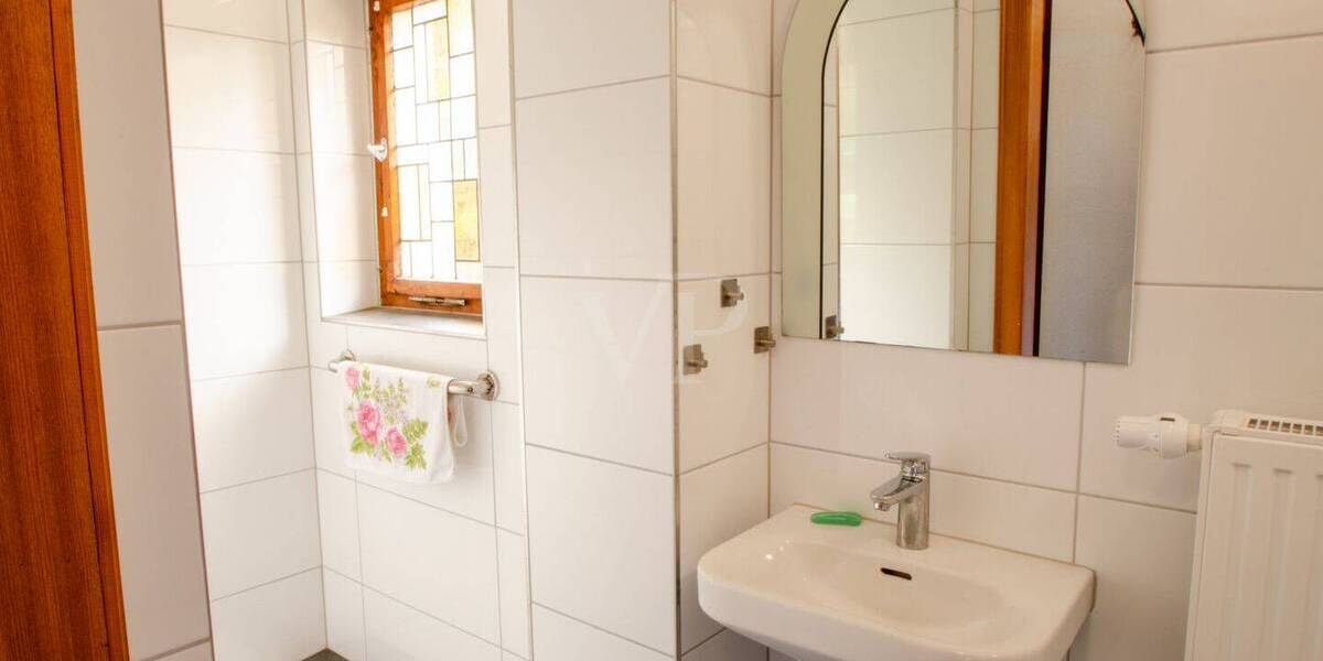Einfamilienhaus Steinbach-Hallenberg Hallenberg - 7 Zimmer, 164 m&sup2;, 199.000&euro; | Angebot:26763281