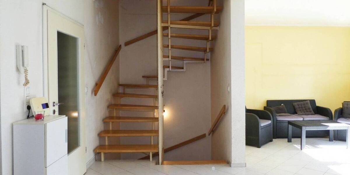 Reihenendhaus Wächtersbach - 6 Zimmer, 118 m&sup2;, 389.000&euro; | Angebot:26176398