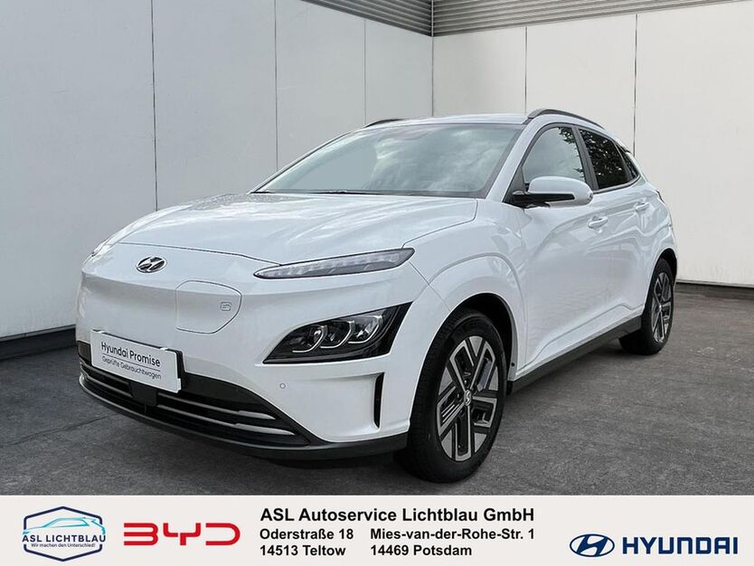 Hyundai KONA 17.033 km 28.990 € Potsdam 14469