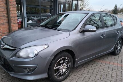 Hyundai i30 187.000 km 3.500 &euro; Lügde 32676