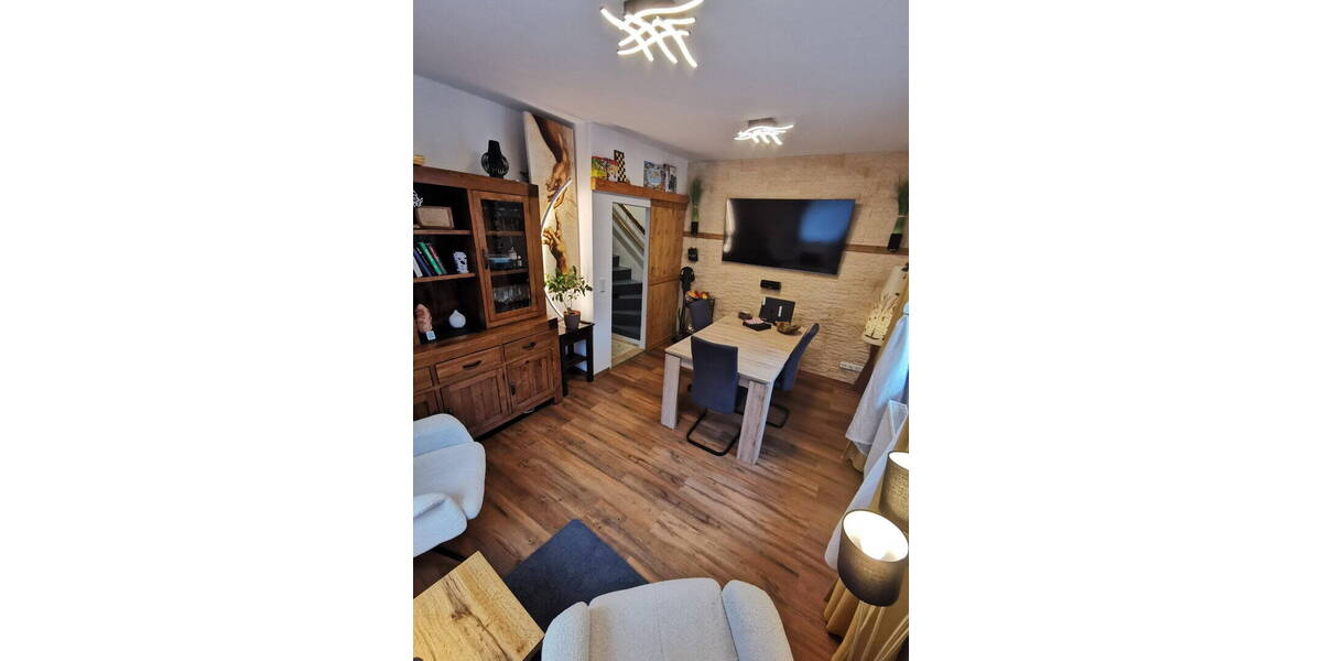 Mehrfamilienhaus, Wohnhaus Siegen Eiserfeld - 4 Zimmer, 103 m&sup2;, 249.000&euro; | Angebot:26202174