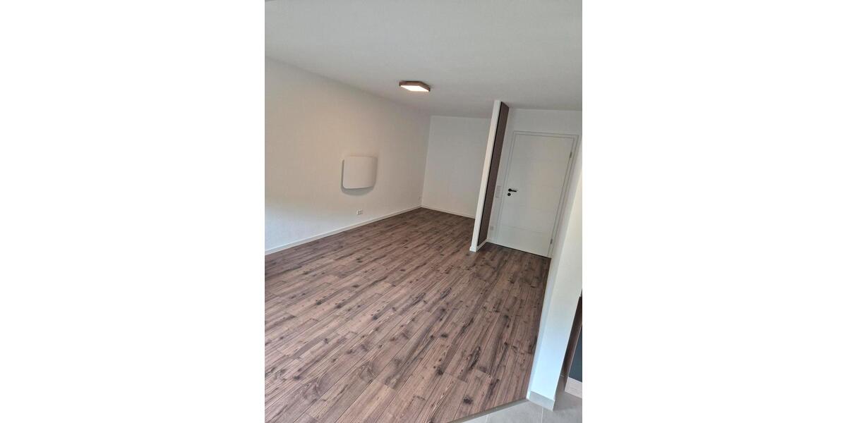 Erdgeschoßwohnung Trossingen - 1.5 Zimmer, 35 m&sup2;, 90.000&euro; | Angebot:26918806