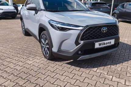 Toyota Corolla 17.000 km 35.800 &euro; Lohne i. Oldb. 49393