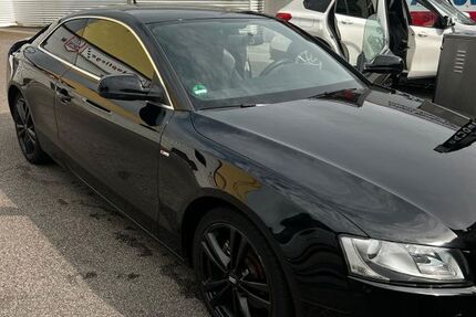 Audi A5 153.500 km 9.300 &euro; Wuppertal 42283