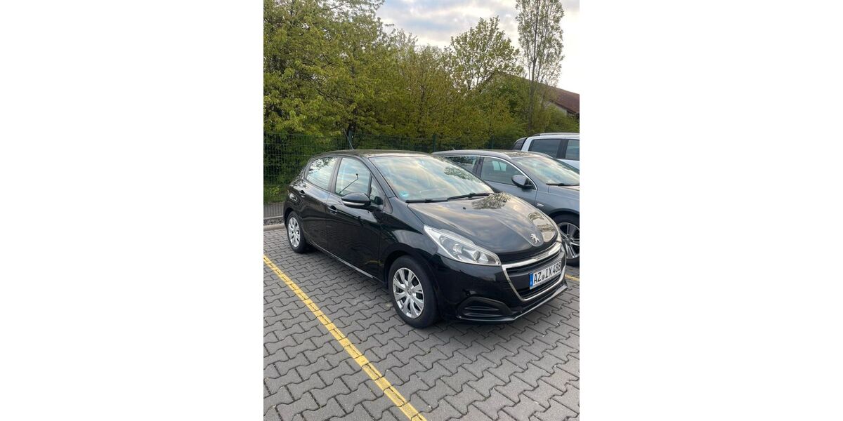 Peugeot 208 104.000 km 5.500 &euro; Alzey 55232