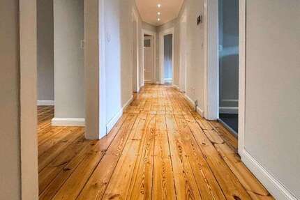 Wohnung zum Mieten in Kaiserslautern 1.190 € 100 m² 5 zimmer