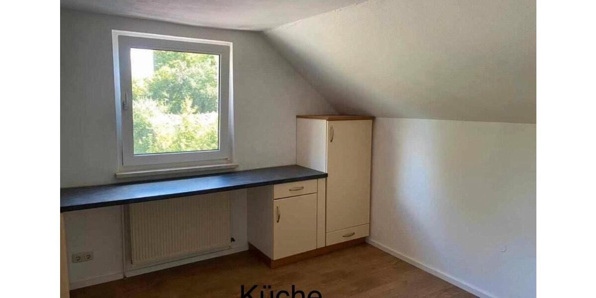Dachgeschoßwohnung Auerbach in der Oberpfalz - 3 Zimmer, 80 m&sup2;, 550&euro; | Angebot:25236832