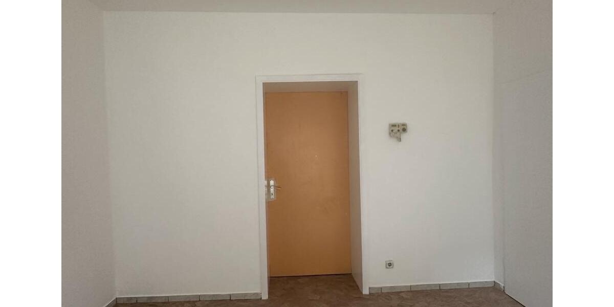 Etagenwohnung Neunkirchen - 4 Zimmer, 120 m&sup2;, 850&euro; | Angebot:26407083