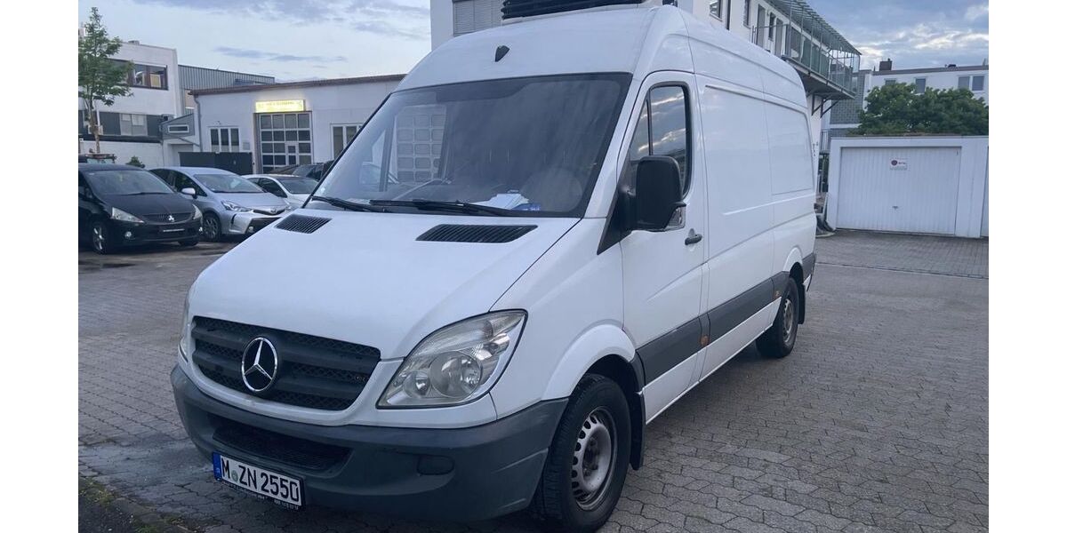 Mercedes-Benz Sprinter 560.000 km 5.499 &euro; München 80995