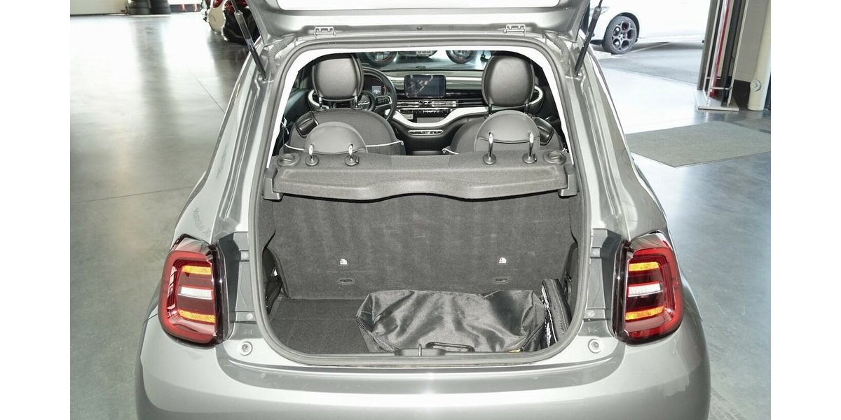 Fiat 500e Action Carplay Android Sitzheizung 38.100 km 12.680 &euro; Lich 35423