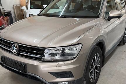 VW Tiguan 118.000 km 14.990 &euro; Denkingen 78588