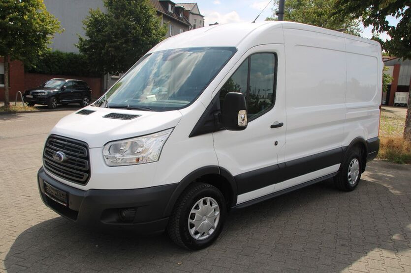 Ford Transit 238.348 km 9.500 € Recklinghausen 45663