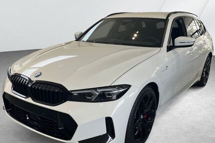 BMW 330 12.500 km 62.900 € Bremen 28329