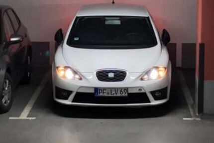 Seat Leon 195.000 km 5.450 &euro; Sindelfingen 71067