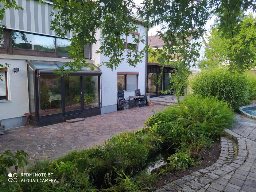 Attraktive Wohnung oder Büroraum in Deggendorf zu vermieten!