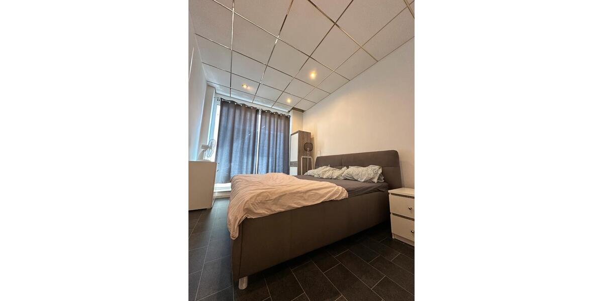 Etagenwohnung Übach-Palenberg Palenberg - 5 Zimmer, 200 m&sup2;, 450&euro; | Angebot:25990070