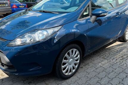Ford Fiesta 82.746 km 2.999 &euro; München 81827