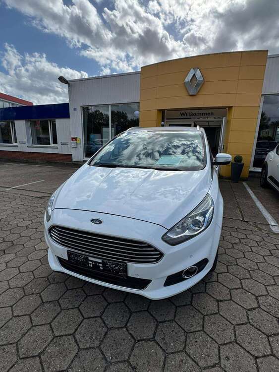 S-Max