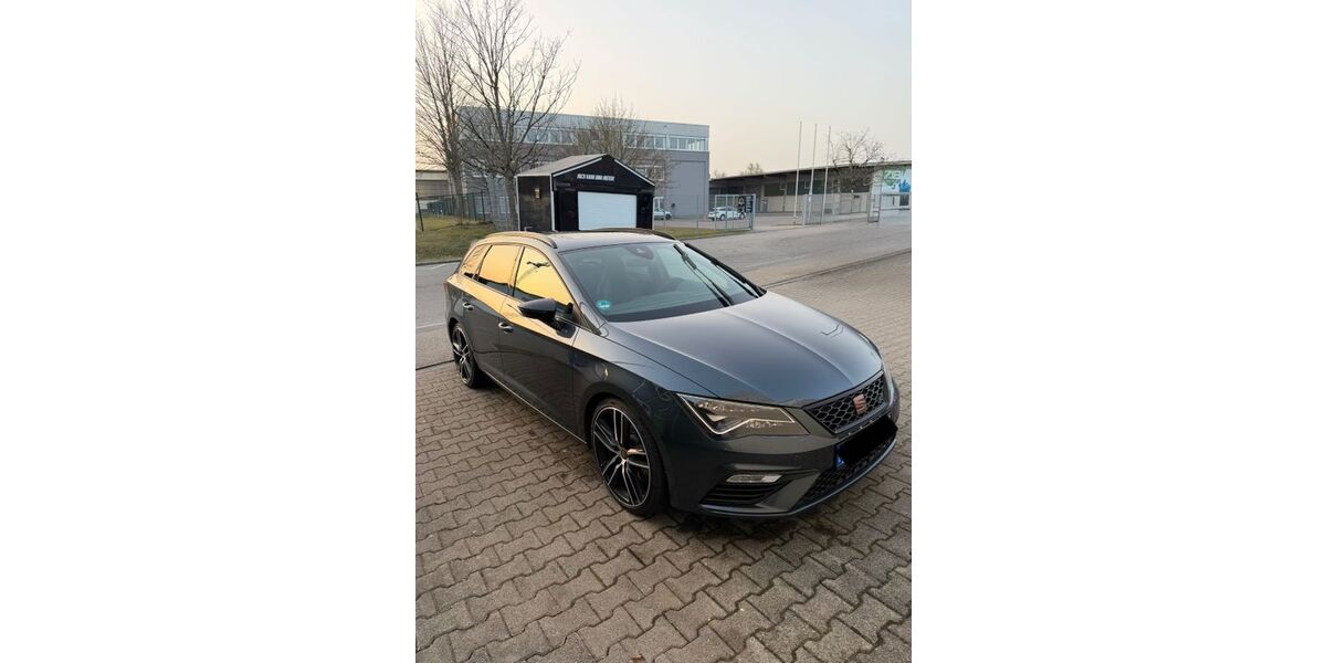 Seat Leon 80.000 km 24.400 &euro; Rickenbach 79736