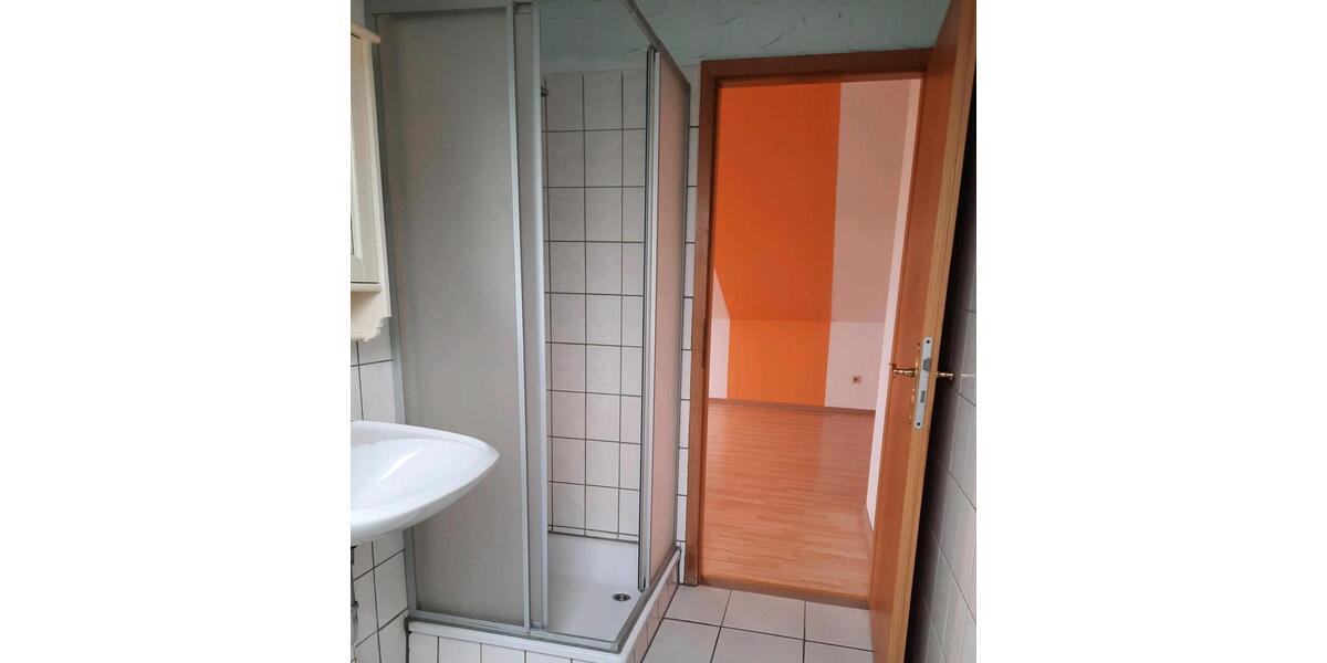 Dachgeschoßwohnung Saarlouis - 1 Zimmer, 33 m&sup2;, 85.000&euro; | Angebot:25655764