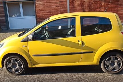 Renault Twingo 115.000 km 3.450 &euro; Wiehl 51674