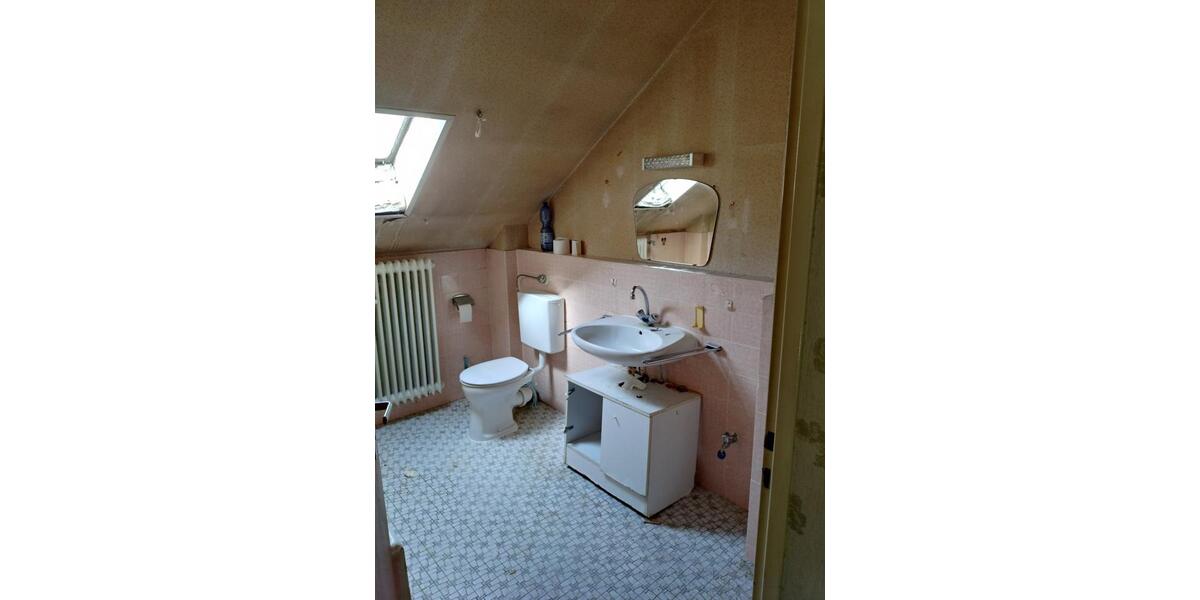 Einfamilienhaus Mörlenbach - 6 Zimmer, 129 m&sup2;, 220.000&euro; | Angebot:27233648
