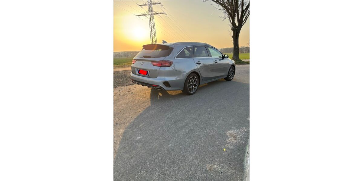 Kia ceed / Ceed 92.000 km 15.500 &euro; Kissenbrück 38324