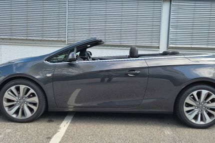 Opel Cascada 97.187 km 7.700 &euro; Hamburg 22525