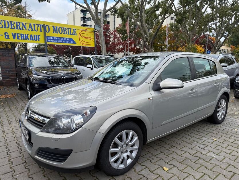Opel Astra 132.000 km 2.850 € Berlin Wittenau -Reinickendorf 13407