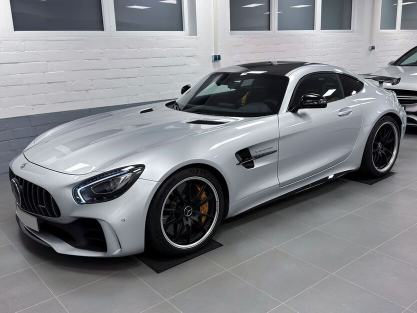 Mercedes-Benz AMG GT R 18.700 km 143.800 € Neukirchen-Vluyn 47506
