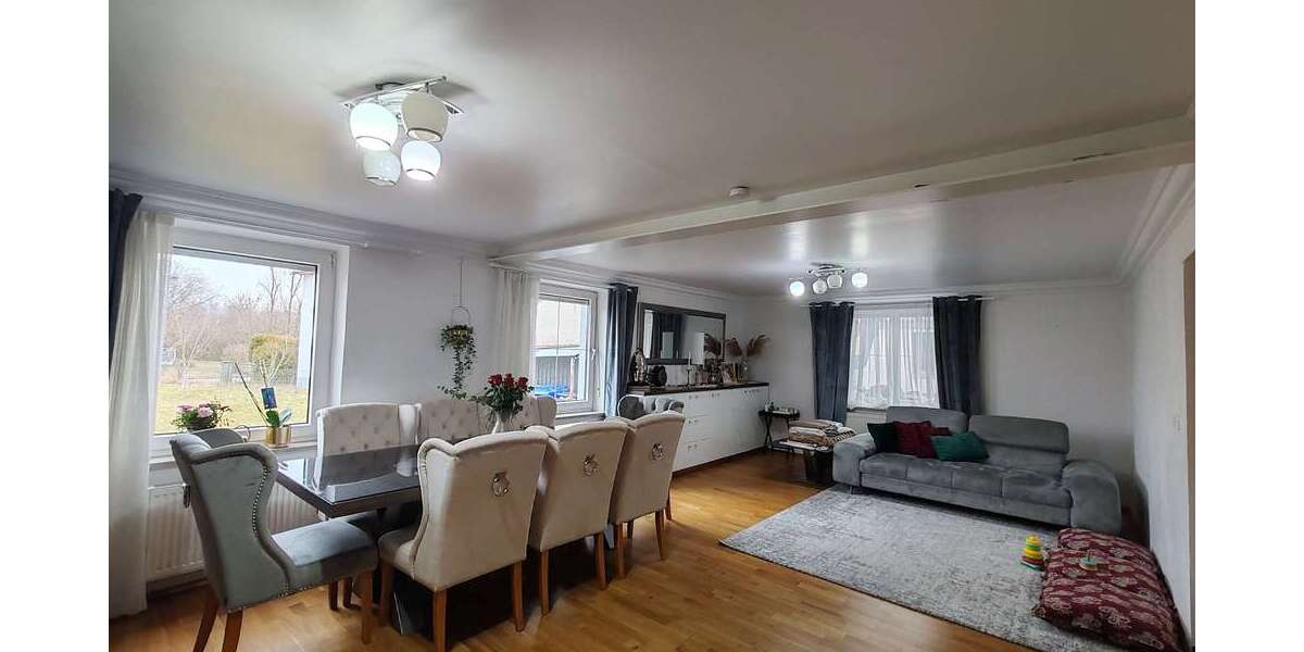 Haus zum Kaufen in Burgkirchen an der Alz 498.000 € 170 m² 8 zimmer