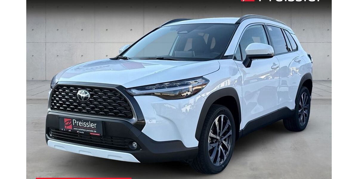 Toyota Corolla Cross 5.000 km 31.990 &euro; Klingenberg 63911