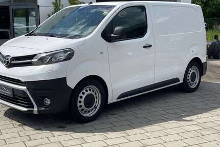 Toyota Proace 122.000 km 12.700 &euro; Urbach 73660