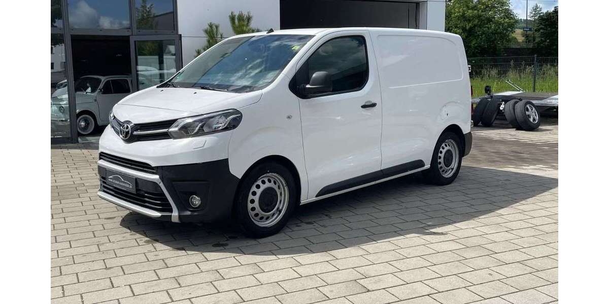 Toyota Proace 122.000 km 12.700 &euro; Urbach 73660