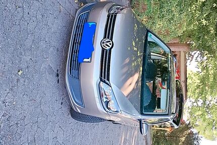 VW Touran 135.405 km 11.990 € Buxtehude 21614