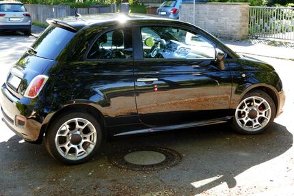 Fiat 500 63.000 km 6.650 &euro; München 81249