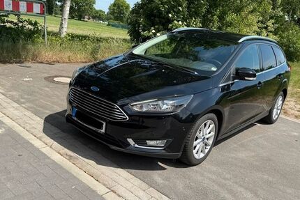 Ford Focus 147.500 km 5.800 &euro; Westoverledingen 26810