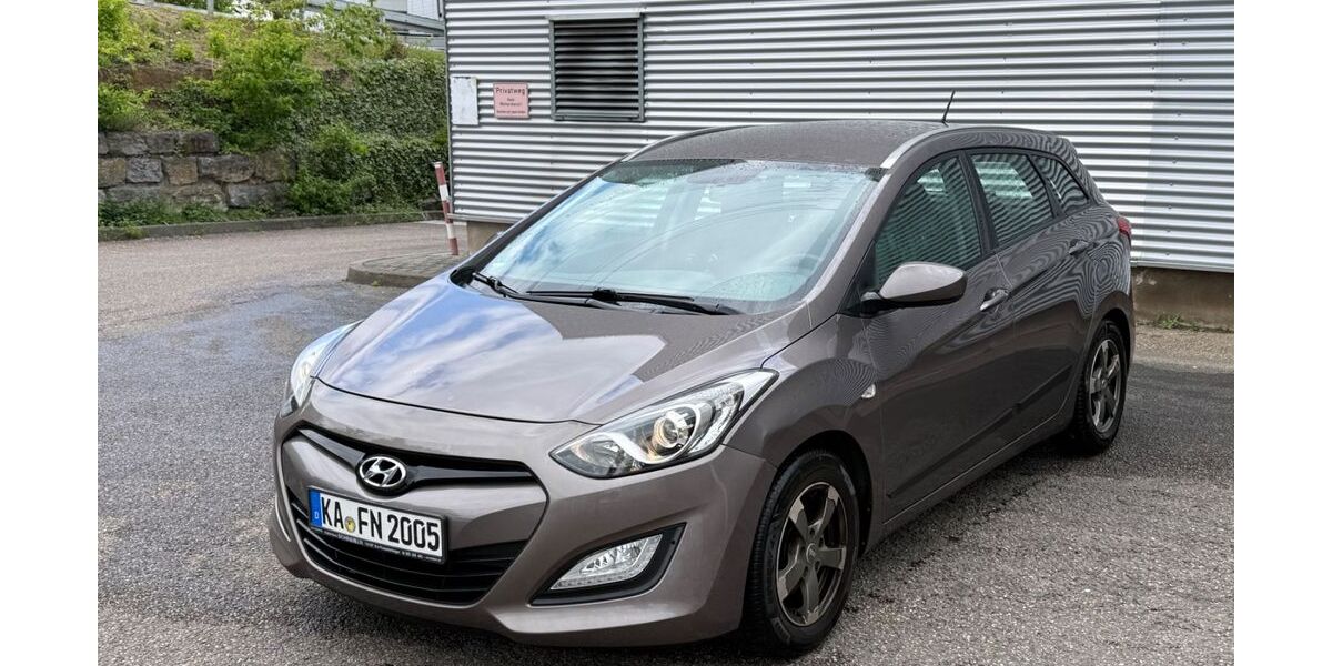 Hyundai i30 265.000 km 2.950 &euro; Korntal 70825