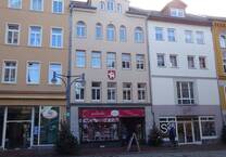 Kleine 2 Zi-Whg mit Einbauküche im 2.OG