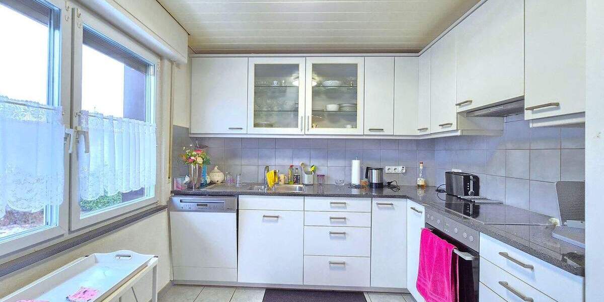 Mehrfamilienhaus, Wohnhaus Lauchringen Oberlauchringen - 8 Zimmer, 180 m&sup2;, 575.000&euro; | Angebot:25863323