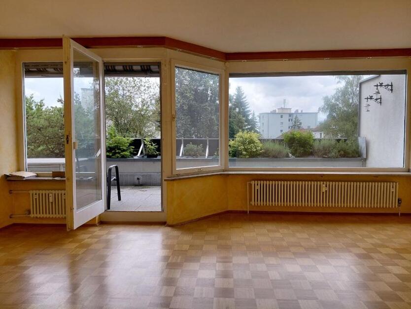 Sonnige Terrassenwohnung mit Park vor der Tür