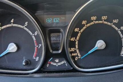 Ford Fiesta 132.000 km 6.200 &euro; Menden 58708