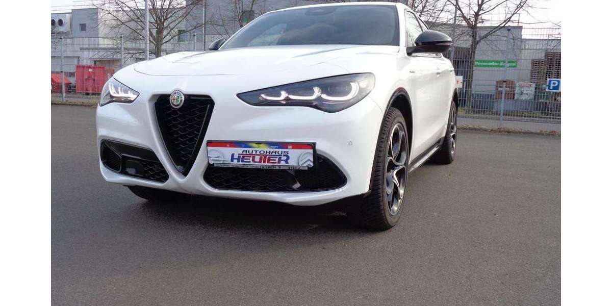Alfa Romeo Stelvio 25.734 km 36.990 &euro; Borna 04552