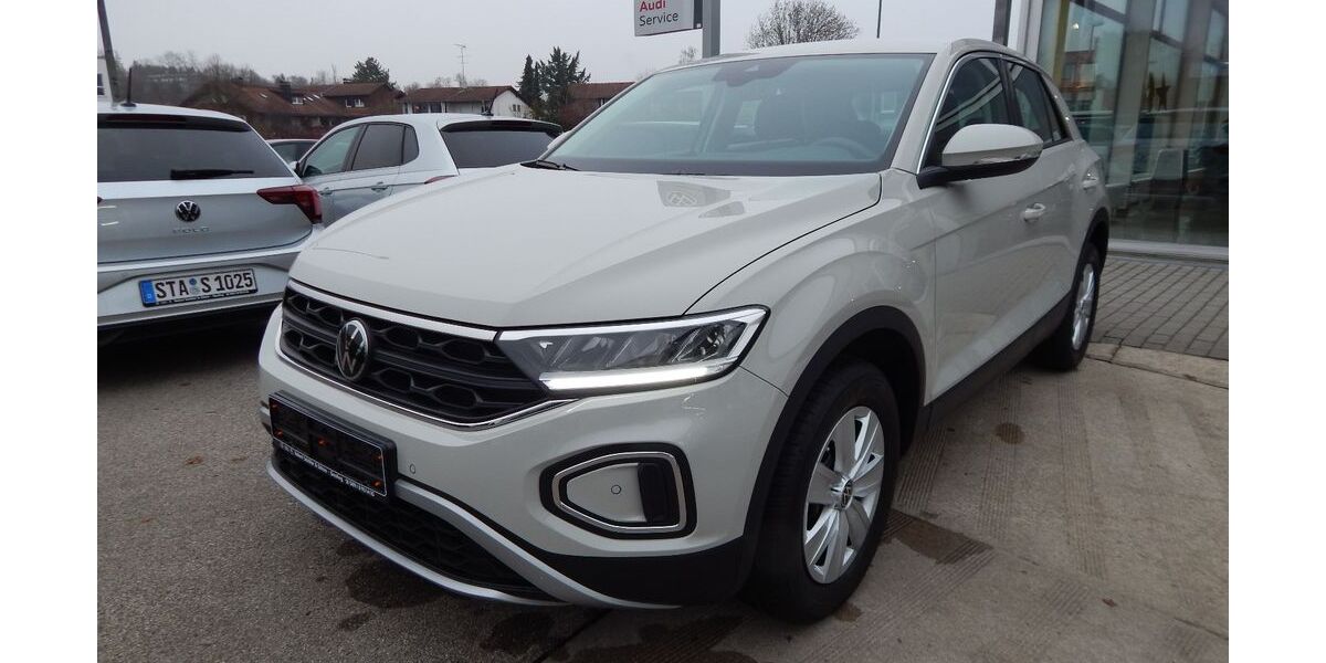 VW T-Roc 7.940 km 21.830 &euro; Gauting 82131