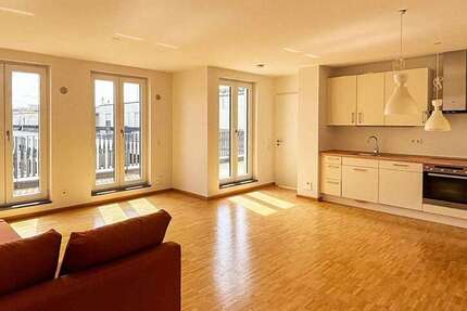 Wohnung Stuttgart - 2 Zimmer, 77 m&sup2;, 1.386&euro; | Angebot:27126224