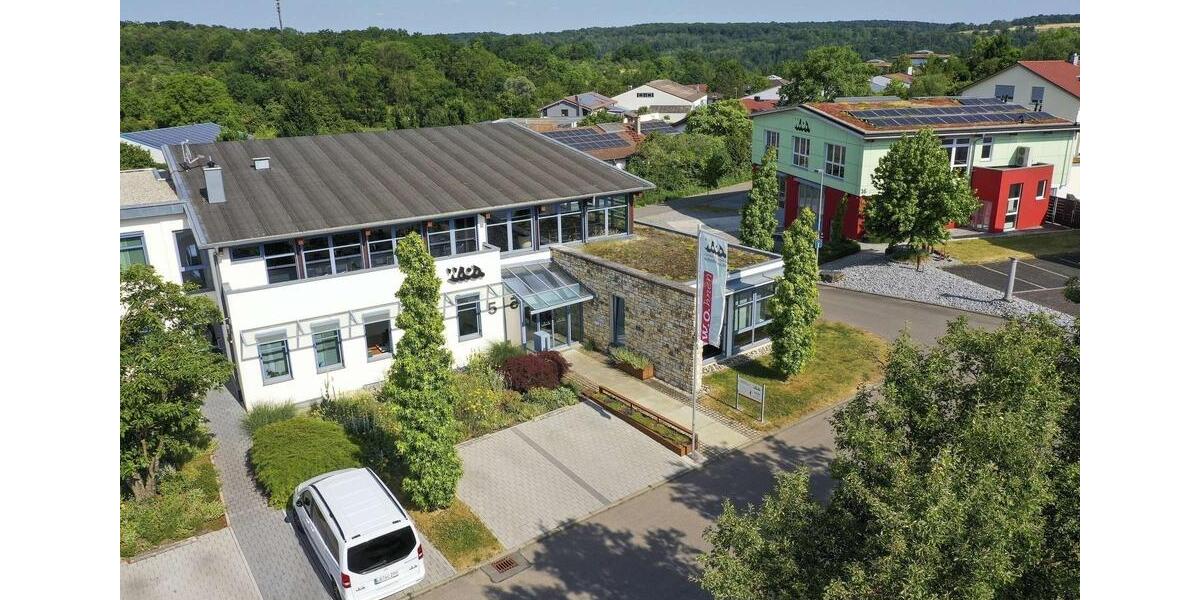 Dachgeschoßwohnung Vaihingen an der Enz - 3 Zimmer, 96 m&sup2;, 1.200&euro; | Angebot:23010506