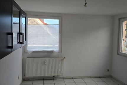 Wohnung Saarbrücken Neue Bremm - 3 Zimmer, 92 m&sup2;, 1.050&euro; | Angebot:25637813